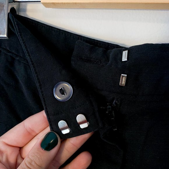 H&M Shorts - Picture 3 of 4